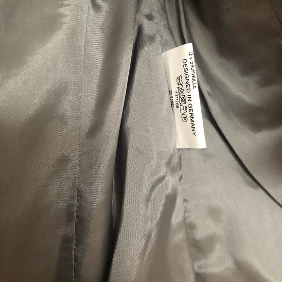 Tuzzi blazer! Metallic sequins pattern in silver! - Picture 3 of 3